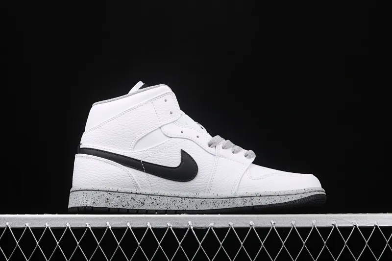 All categories Air Jordan Jordan series basketball shoes Air Jordan 1 Mid Air Jordan 1 Mid AJ1 Joe 1 splash gray China series basketball shoes 554725-115